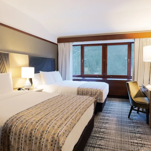 Club Room at Alyeska Resort Black Diamond Floor